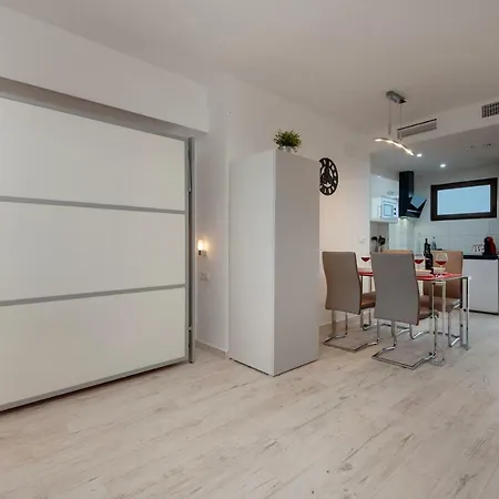 Apartman Aloha 804 *